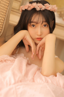 半妖乳娘